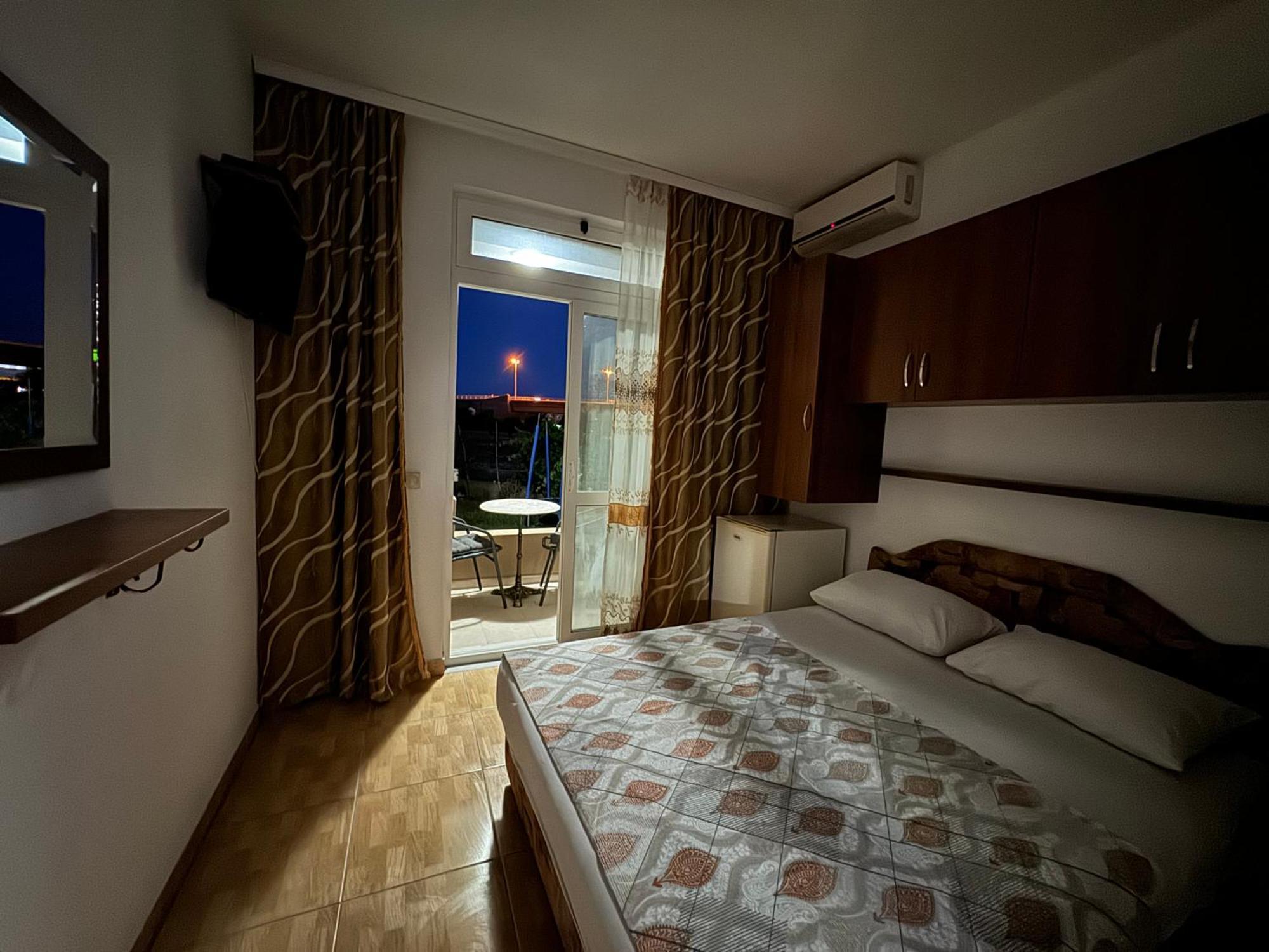 Apartments Cobi Ulcinj Eksteriør billede